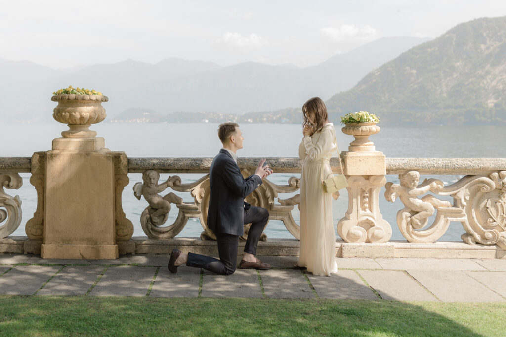 wedding proposal at villa del balbianello
